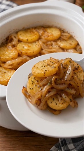 Crock Pot Potatoes and Caramelized Onions