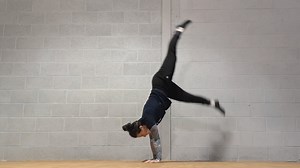 Have you been working on your handstand? Here's a quick tutorial from Lead GMB Trainer Gayle Pocock on finding balance from the split leg kick-up. It's a good one, so watch it and give it a try! And for more help with your handstand, check out our crazy detailed, step-by-step guide: https://s.gmb.io/handstands | GMB Fitness