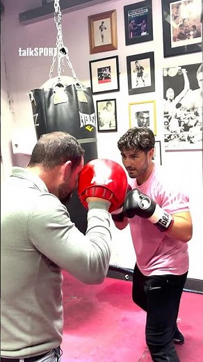 Josh Kelly shows off FRIGHTENING power with a 'SLEEPER' left hook on the mitts with Spencer Oliver