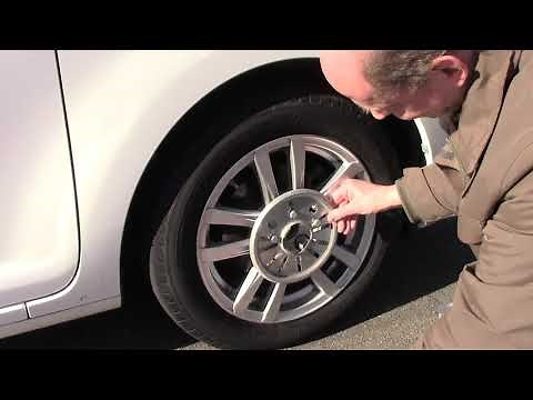 2015 Scion xB Spikes Spider Installation (aka Spider Spikes)