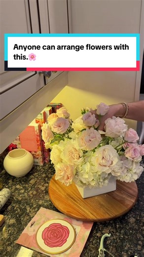 Flower arranging doesn't have to be hard.🌸 Florists use foam and tape grids to keep stems perfectly placed... but tape is messy and takes time. So I created Blossom Grid, a reusable grid that stretches right over your vase and does the work for you. Perfect stems. No foam. No tape. Just structure. Would you try this?💐 #flowerarranging #flowerarrangement #flowerhack #diyflowers #blossomgrid