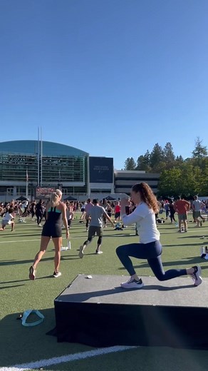 Nike Trainers Joe and Betina are taking us through a NTC workout at Nike WHQ #nikeJDI