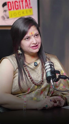 Is Devi Maa’s Ride a Palki?