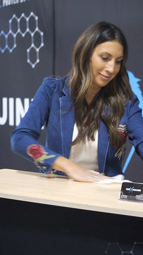 Enjoy your Equilaser Chelsea Edsall 😉If you are at the 100X Reining Classic in Tulsa make sure to give us a visit in the vendor hall! You may run into Chelsea 👀#100XEquine #100XReiningClassic | 100X Equine