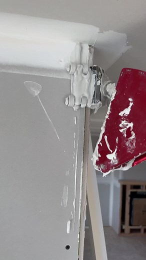 1.2M views · 4.7K reactions | Plenty of mud using the angle box bead attachment - it’s fast when you’ve got a lot of stand ups | Drywall Shorty | Facebook