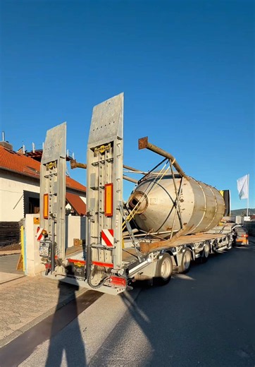 Tiny House im Silo: Tag 1 – Fund, Transport & erster Blick