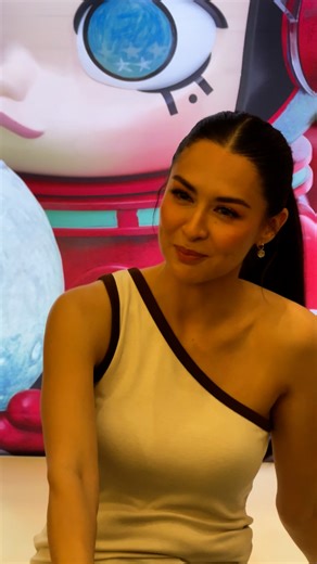 Marian Rivera effortlessly moves through multiple poses, embodying the essence of a professional supermodel. | Oskee Recabar