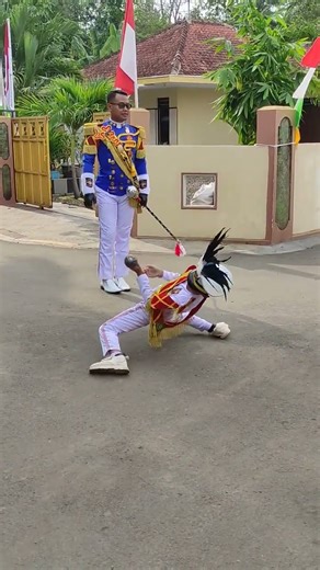 Aksi Kayang Mayor Cilik