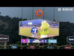 Yoshi Takes Over Dodger Stadium 🍄 | ヨッシー・ボブルヘッドナイト