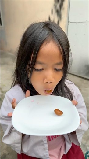Makan buah anggur kebanyakan