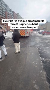 Fleur-de-Lys au complet évacué Je vais être très clair. Là, je suis sérieux. J’annonce aujourd’hui mon intention de poser ma candidature au leadership du Parti libéral du Québec. Pourquoi? Parce que je crois sincèrement que le Québec peut se séparer, et que la façon de gagner, ce n’est pas de refaire éternellement les mêmes scénarios. Je veux être le premier chef libéral de l’histoire à porter un projet clair, assumé et structuré pour la séparation du Québec. Pas dans la colère. Pas dans la peur