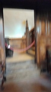 🏰 A Tudor Intruder at Hever Castle 🏰 Childhood Home of Anne Boleyn . 🏰 Anne of Cleves Entrance Hall 🏰 . 🏰 After the annulment of her marriage to Henry VIII, Anne of Cleves was granted the right to live at Hever Castle. The Entrance Hall was one of many additions that Anne of Cleves made to Hever. The Entrance Hall was specifically created to house a large staircase, which would give a more stylish access to her private chambers above. 🏰 The Entrance Hall has a fabulous ceiling and some exq