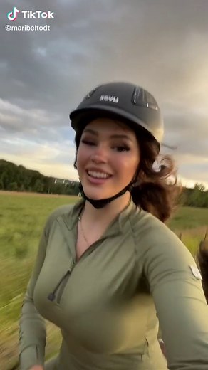 Woman Horse Rider - Exciting Horse Riding Sport Videos