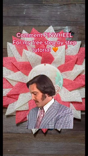 DIY pinwheel wreath 🌸✨ These are SO fun to make and easier than you might think! I love how fun and whimsical this one is🧡Comment PINWHEEL and I’ll send you my FREE step-by-step tutorial #holliehobbies | Hollie Hobbies