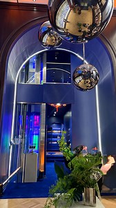 Meta just opened their Meta Lab in NYC! The pop up is located on Fifth Avenue and I’m gonna be honest, it’s SO cool. They have a coffee bar that serves @buddiesbk (IYKYK), a very cool installation by Evan Mock, and you can demo and purchase Meta glasses (including the newest styles) as well as VR! Go check it out because it’s truly SO cool! #nyc #nycpopup #meta New York City Meta Lab on Fifth Avenue | NYC Meta Pop Up | NYC Things to Do | NYC Activities | NYC Meta Glasses | NYC Virtual Reality Me