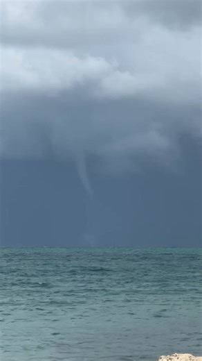 98K views · 1.9K reactions | Waterspout!!! Hillary’s Richard van Wyk captured this beautiful waterspout only moments ago!! | Perth Weather Live | Facebook