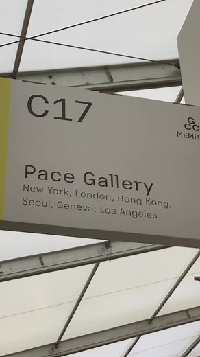 FRIEZE ART-FAIR LONDON 2023 Filmed by Jose de Intelligentsia for NeomaniaMagazine.com NeomaniaMagazineTV in YouTube. #art #london #artweek #exhibitions #installations #design #home #curator #artist #artwork #FRIEZE #artscene #artlover #artist | Neomania magazine