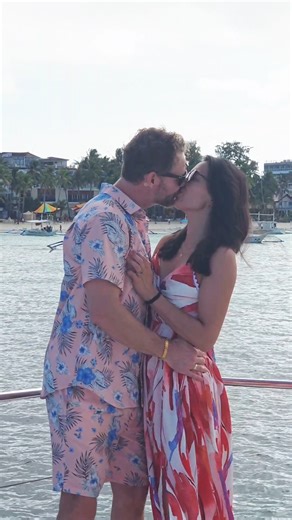 Love sails smoother in Boracay — a 𝐕𝐚𝐥𝐞𝐧𝐭𝐢𝐧𝐞’𝐬 𝐬𝐩𝐞𝐜𝐢𝐚𝐥 with us on board. ❤️✨ #valentinesday #boracay2026 #redwhaleboracay #sunsetcruise #partyyacht #vacation #valentinesday #яхтадлявечеринок #боракай | Red Whale Boracay