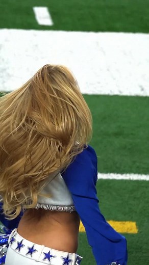 MNF!! happy game day cowboys nation💙 #dallascowboyscheerleaders | Kylie Dickson