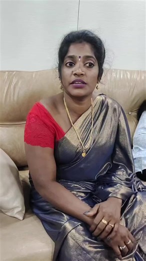 Stunning Saree Styles: Metallic Blue Saree Inspiration