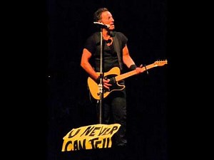 26. You Never Can Tell (Bruce Springsteen - Live In Bilbao 7-26-2009)
