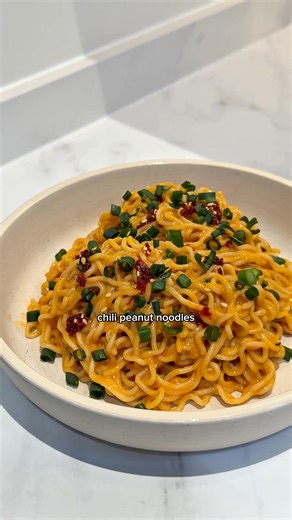 10-MIN CHILI PEANUT NOODLES🌶️ 🥜 #veganfood #noodles #veganrecipes #viral #vegan