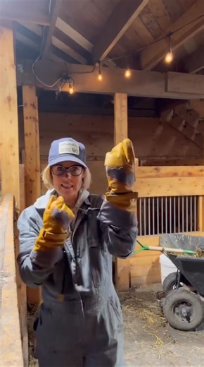 Not usually a mitten fan? The Expedition Split Mittens are a different breed that give you the best of both worlds. Don't just take our word for it: listen to Kelli, a hardworking farmer from Last Small Farm in Alaska. https://www.kickstarter.com/projects/give-r/giver-expedition-split-mittens | Give'r