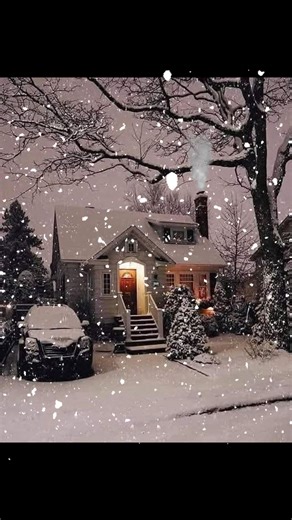 Beautiful atmosphere 🕯🤍❄✨ | The 4 Seasons