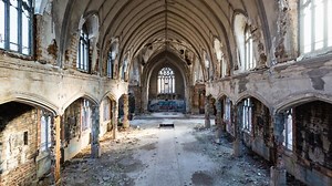 These Abandoned Places In Arizona Are 'Eerily Fascinating'