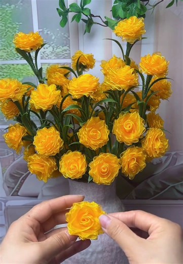 DIY Yellow Rose Ribbon Home Decor Gift Ideas