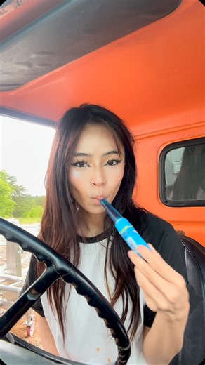 Meikina buechele | Does this every happen to yall 💔🥀 | Instagram