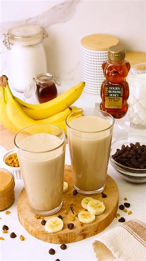 Say goodbye to boring after-school snacks. Our Banana-Peanut Shake mixes banana, peanut butter, and Golden Blossom Honey into a creamy, kid-approved treat that delivers sweetness and a boost of energy. It’s the perfect pick-me-up to power through homework, playtime, or anytime your little ones need a tasty lift. Find the full recipe here: https://goldenblossomhoney.com/recipes/banana-peanut-shake/ | Golden Blossom Honey