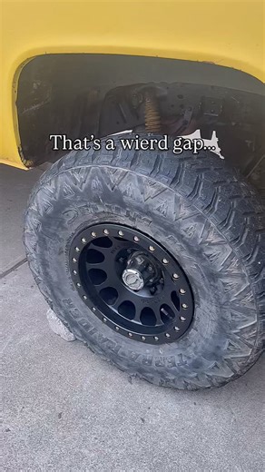 Do Better on Instagram: "Apparently the shop didn’t know how to install tires on beadlocks! #dobetter #methodwheels #beadlocks"