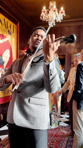 Take on me Violin Cover #LiveMusic #TakeOnMe #WeddingMusic #EventPro #CocktailHour #LouisvilleKy