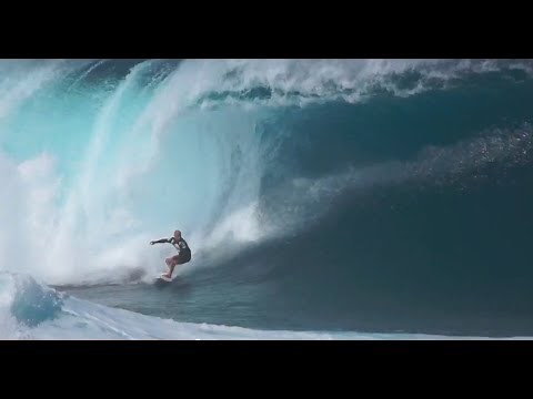 Kelly Slater Wins Pipe Pro 2014