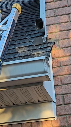 Did the last storm damage your roof? We’re offering professional inspections and repairs starting at just $250. We’re local, fast, and treat every home like our own. 🔗 https://roofrepairsexpert.com 📍 Check our reviews and location on Google 💬 Share this post or save it for later — the next storm won’t wait.#roofrepair #rookleakmurfreesboro #roofdamagenashville #roofrepairnearme #roofpatch #stormdamagenashville #leakyroof #37130roofleak #roofernearme #rooffamage #roofrepairexpert #roofleakruth