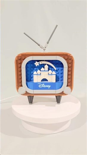 I Love This Feature with the New LEGO GWP!