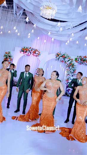 Bride Dancing On Wedding Soweto - Bridesmaids & Groomsmen Service