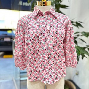 Floral Button-Up Blouse – Classic Collared Top with Puff Sleeves