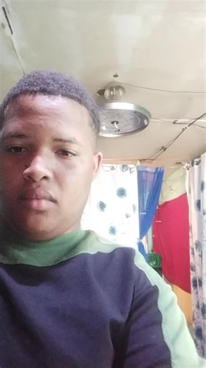 Videos de Juan Migue Jimene (@juan.migue.jimene) con “sonido original - 𝓛𝔂𝓻𝓲𝓬𝓼 𝓚𝓲𝓷𝓰 👑”