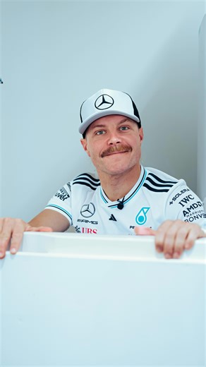 Driver cooling systems, made simple by Professor @valtteribottas 🥶 | Mercedes-AMG Petronas F1 Team