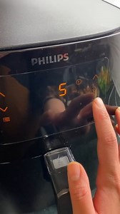 Did you know - you can cook a whole chicken in your Philips Airfryer? Take a look at this easy dinner recipe from simplymasarra over on IG who marinated the chicken in a Periperi sauce and then served it with a simple Fattoush salad. Have you tried cooking chicken in the Airfryer? We’d love to hear what you made. Find out more about our collection of Airfryers over on our website. https://www.philips.co.uk/c-m-ho/cooking/airfryer | Philips Home Living | Facebook