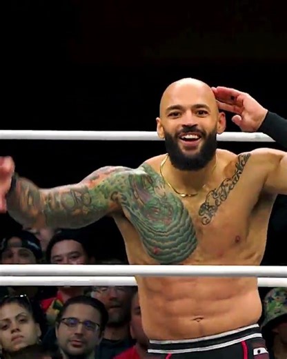 Ricochet gets a Macarena in! #AEWDynamite