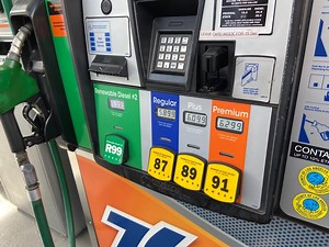 New CA Gas Price Record Tops Nation By Wide Margin