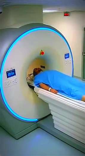 This video is a professional medical training simulation designed to demonstrate a high-fidelity