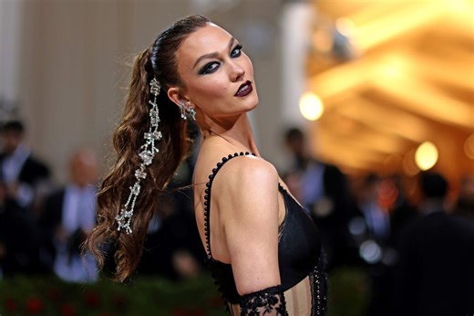 Guida ai migliori tagli di stagione per valorizzare il viso a diamante
