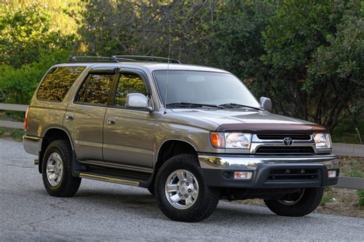No Reserve: 2002 Toyota 4Runner SR5 4WD