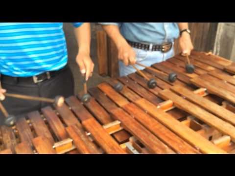 Escucha a México a través de la Marimba