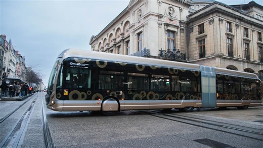 Un trajet dans le bus à haut niveau de service de Reims, ça donne quoi ?
