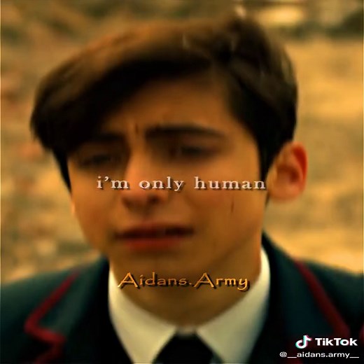 #fivehargreeves #numberfive #theumbrellaacademy #aidangallagher #viral #tua #fypシ #aidansarmy #umbrellaacademy #aidansarmy��